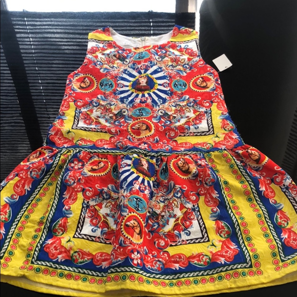 Dress - Picture 2 of 2